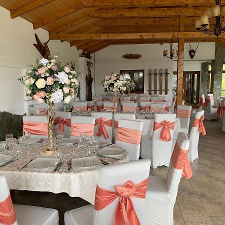 Hotel Alex & Maria Cărpinişu Zewnętrze zdjęcie